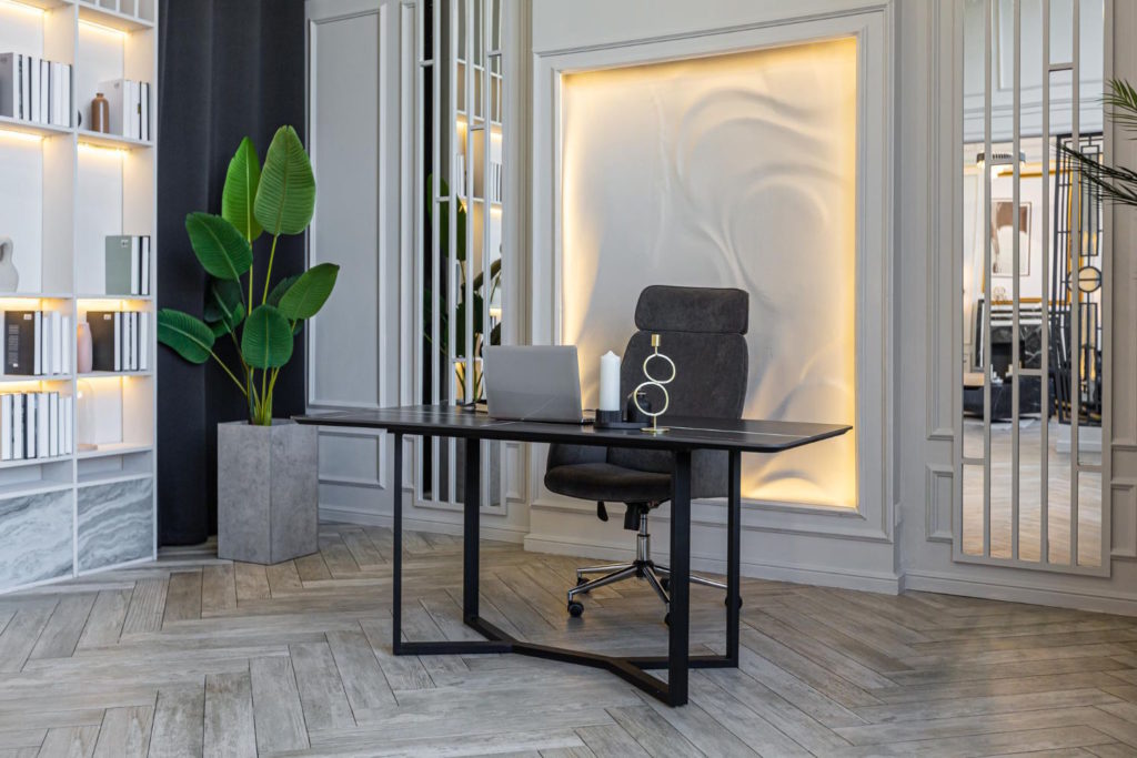 Dzięki smukłemu profilowi i eleganckiemu wyglądowi EliteBook 640 G11 emanuje profesjonalizmem i stylem