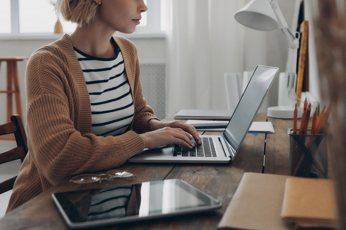 Redagowanie bez kompromisów: HP EliteBook 840 G11 w praktyce